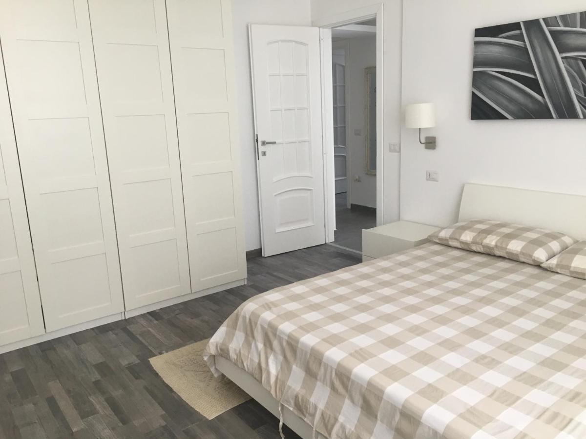 Vinile Apartment Cagliari Ngoại thất bức ảnh